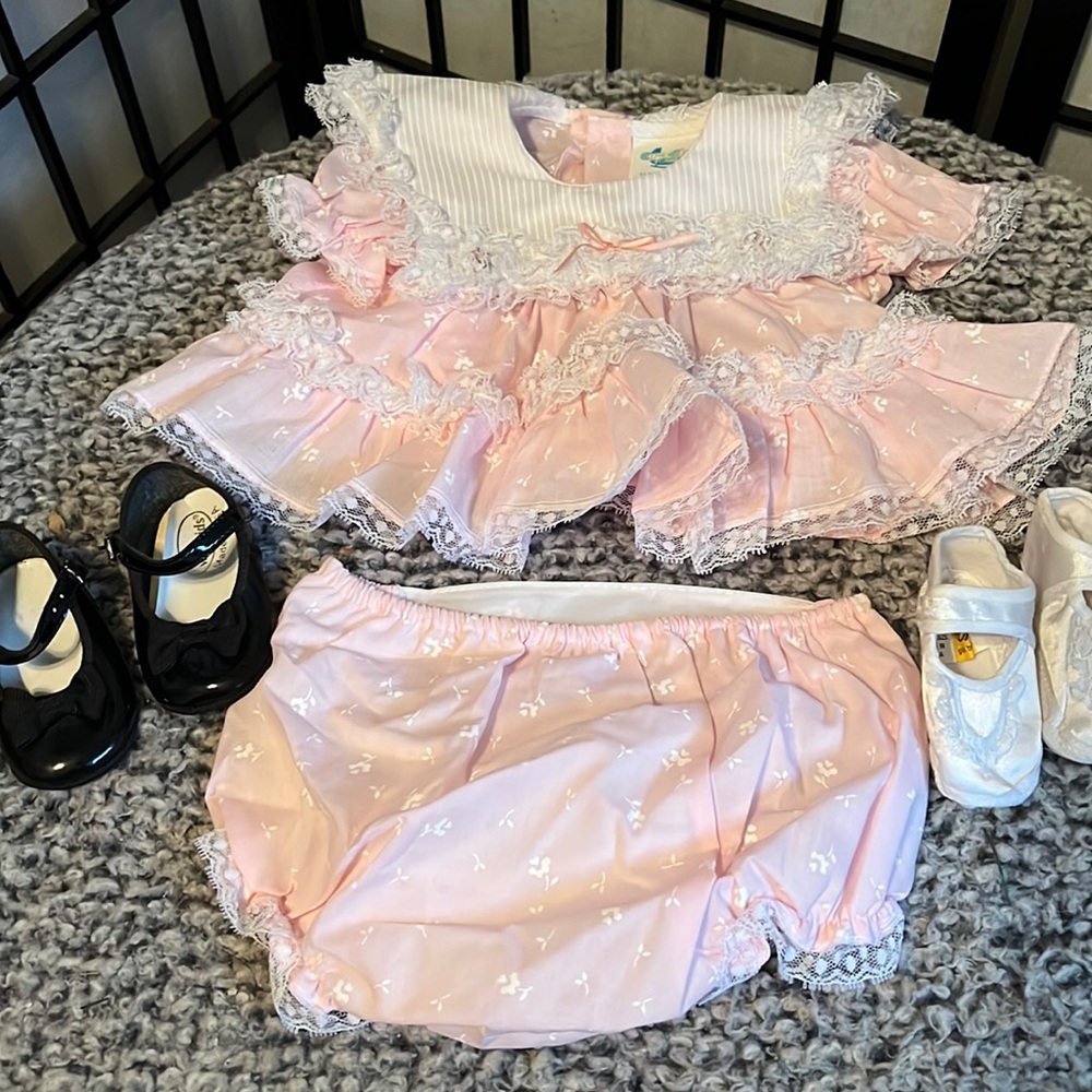 Cradle Togs 2 piece Outfit 0-6 Months- New Condition